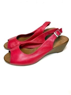 Bueno Red Leather Slingback Sandals | 41